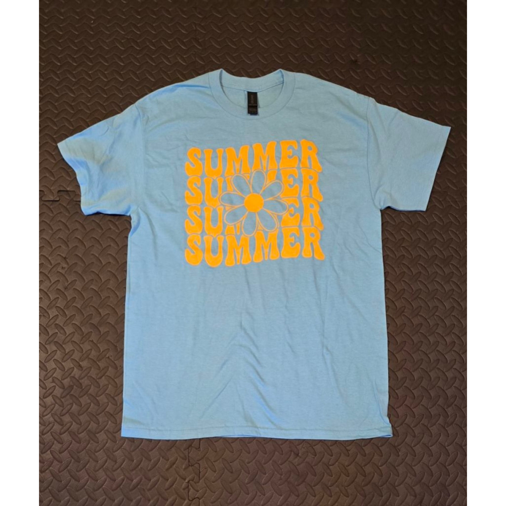 Gildan T-shirt Size M Blue with Orange Print Summer. SUMMER. Summer!